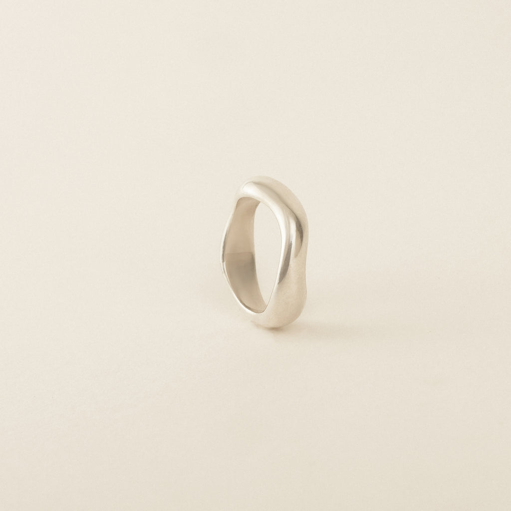 Shoulder II Ring