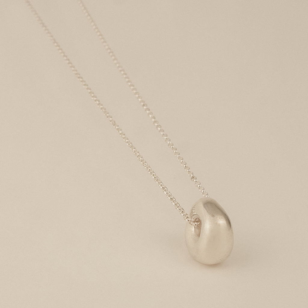Tunnel Necklace